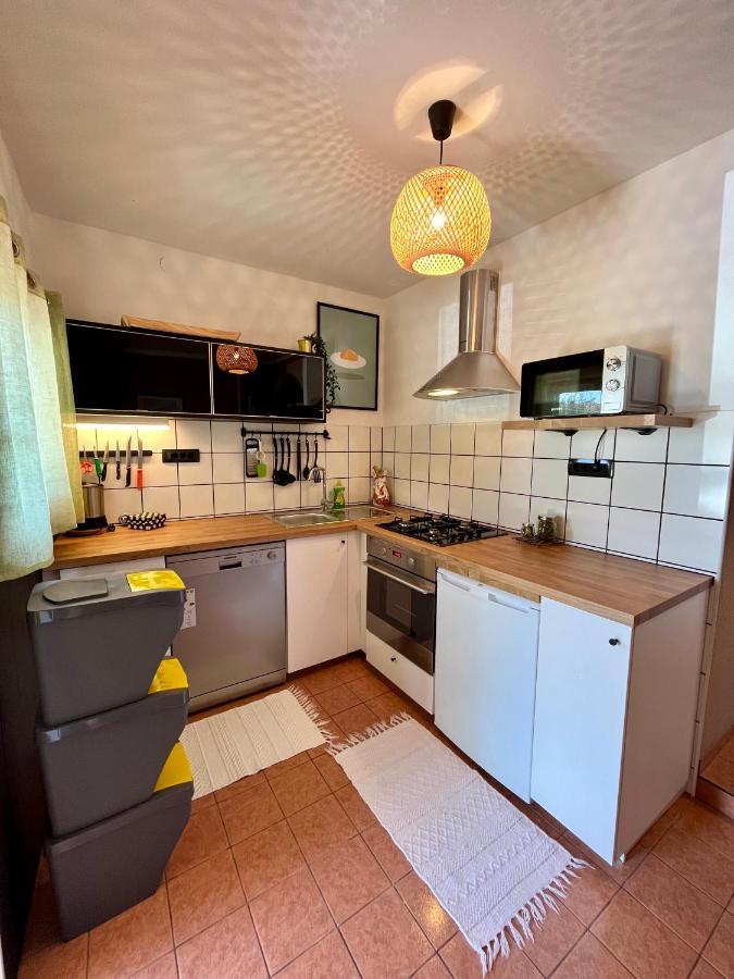 Apartmani Zora 크레스 외부 사진