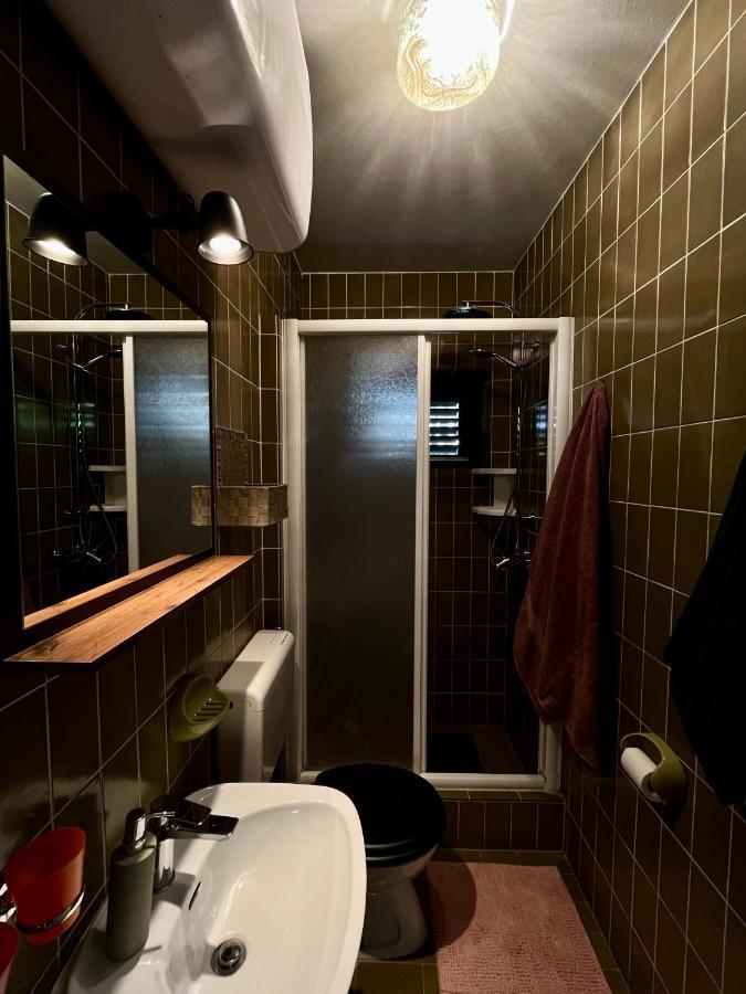 Apartmani Zora 크레스 외부 사진